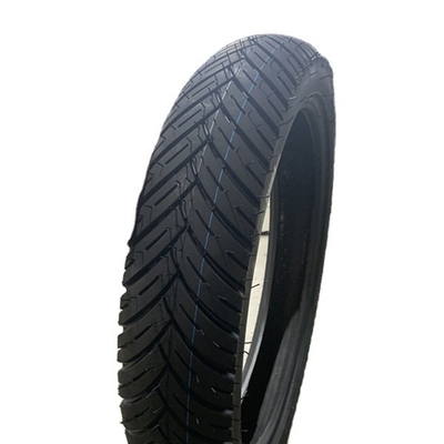 130/70-17 Pneus de moto avec un poids de 5,3 kg et des performances durables