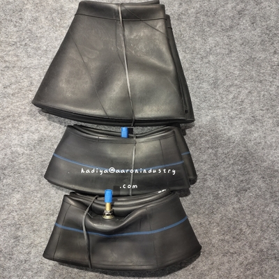 500% 530% Longueur des pneus et tubes de motocyclettes pour l'Afrique/Amérique du Sud/Moyen-Orient