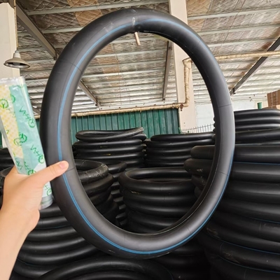 500% Elogation Tube intérieur 90/90-18 300-18 Fabriqué à partir de caoutchouc butyle pour pneus de moto
