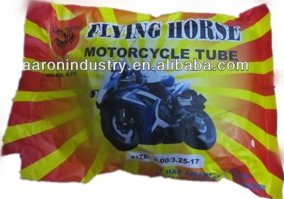 10.5 Résistance à la traction MPA Pneus de moto avec tubes intérieurs en caoutchouc naturel/boutil