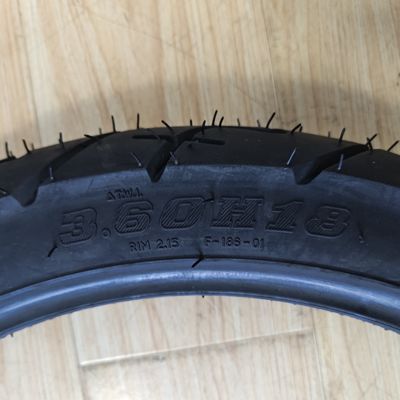 360h18 Pneus de moto avec 35% à 55% de caoutchouc et nylon en acier naturel