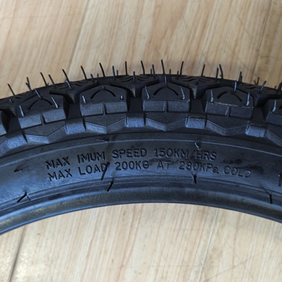 Remplacement/réparation de pneus de motocyclettes 3.00-18 avec certificat CE de Qingdao