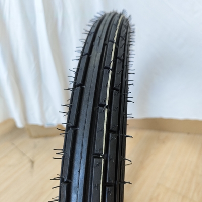 Pneus naturels pour motocyclettes et pneus sans tube 2.75-17