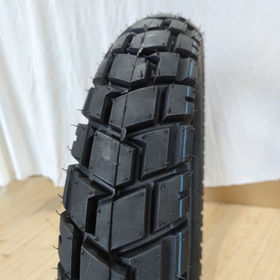 Pneus de moto de 17 pouces Matériau de base Nature caoutchouc acier Nylon pour une manipulation optimale