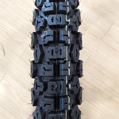 Matériau de base Nature caoutchouc acier nylon TT/TL Pneus de motocyclettes 4.10-18