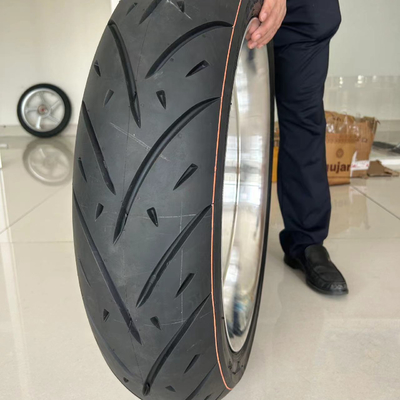 170/50-21 160/50-23 Pneus à demi-démolissement à chaud pour moto 8.2 kg Délai de livraison 25-30 jours