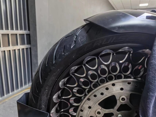 170/50-21 160/50-23 Pneus à demi-démolissement à chaud pour moto 8.2 kg Délai de livraison 25-30 jours