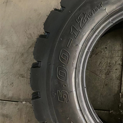 Remplacer/réparer un pneu de moto 5.00-12 12 pouces pour des performances optimales