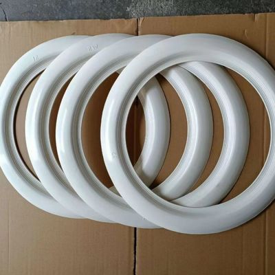 Mettez à niveau vos pneus Forgefit de 12 à 17 pouces avec des pneus blancs