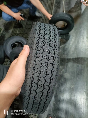 35% 45% Contenu en caoutchouc Bajaj pneus et tubes pour tricycles et motos 25-30 jours Délai de livraison