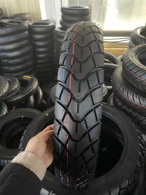 Top- 3,50-10 Pneus sans tuyau pour motocycle première classe 2,70-3,0 kg Pneus abordables pour scooter