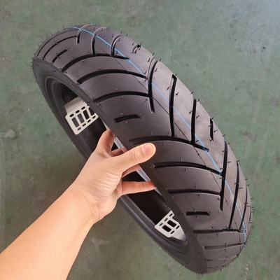 110/80-17 Pneus de moto de Taïwan avec caoutchouc naturel et 6pr/8pr Ply Rating