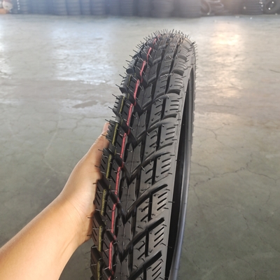 2.75-17 Pneus de moto avec caoutchouc naturel et 35% à 55% de caoutchouc au mieux