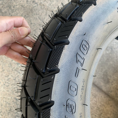 Délai de livraison Dans les 25 jours Pneus rapides Motocycle Pneus sans tube Motocycles Tailles 120/90-10