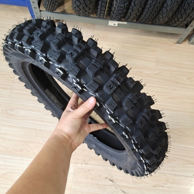MOTOCROSS 110100-18 Pneus de moto avec matière première Nature caoutchouc acier nylon