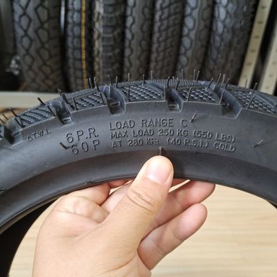 Pneus de moto sans tube pour le marché vénézuélien