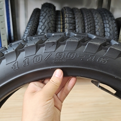 Ply Rating 6pr/8pr Super 110/90-16 TL TT Pneus en caoutchouc pour motocyclettes destinés au marché vénézuélien