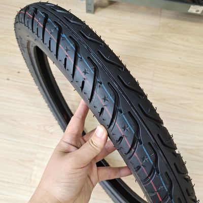 Port de chargement Qingdao Noir Japon Technologie de la rue Type de tube de motocyclettes pneumatique 2.75-18