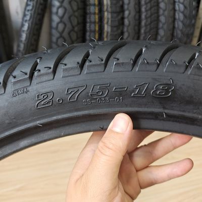 Port de chargement Qingdao Noir Japon Technologie de la rue Type de tube de motocyclettes pneumatique 2.75-18