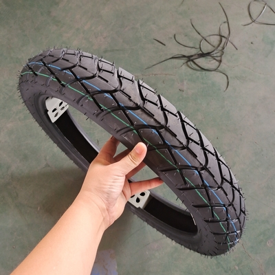 90/90-18 Pneus de motocyclette à rouleaux pneumatiques avec classement de pliage 6pr/8pr et boîtier durable