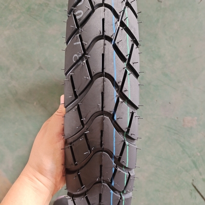 90/90-18 Pneus de motocyclette à rouleaux pneumatiques avec classement de pliage 6pr/8pr et boîtier durable