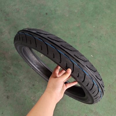 Ruban naturel noir 90/90-17 Pneus de moto pour des performances durables