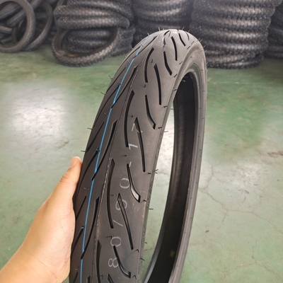 Pneus de moto noirs / Llantas de Moto / Neumatico Moto avec 35% à 55% de caoutchouc