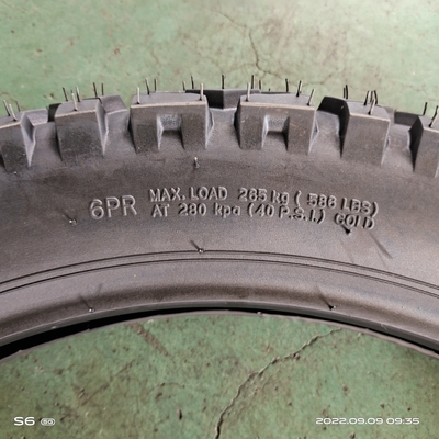 Pneus sans tube de moto noir TT Pneus 3,50-18 du marché de Qingdao