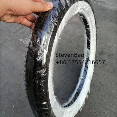 Roues de motocyclettes pneus 120/70-17 boîtier de pneus et durable Ply Rating avec performance