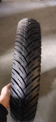 Personnalisez votre trajet avec 120/70-17 roues de moto pneus Délai de livraison 25-30 jours