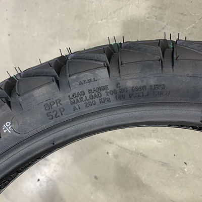 3.00-18 Taille de pneu Trouver la correspondance parfaite sur le marché libanais des pneus de moto
