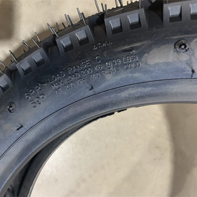 Fourniture directe de pneus de moto 110/90-16 avec une durée de vie de 20000 KM