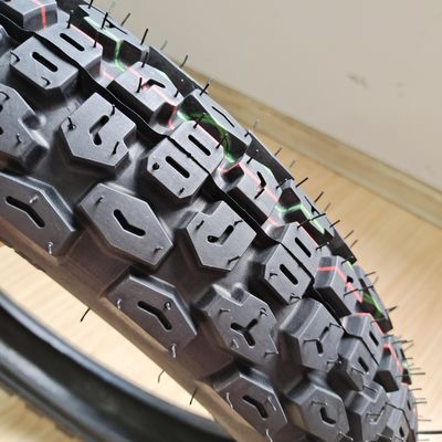 Contenu en caoutchouc de 45% de pneus de moto de 17 pouces pour téléviseurs et moto Honda DIO