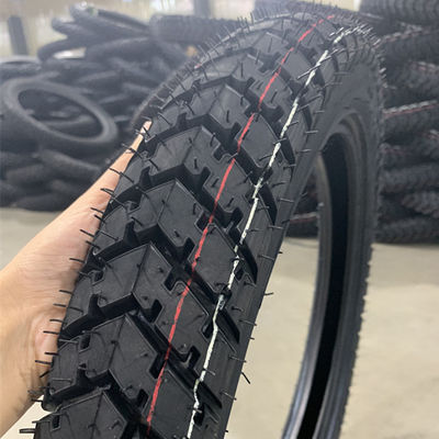 Pneus de moto chinois de 17 pouces de haute capacité avec une résistance à la traction de 10,5