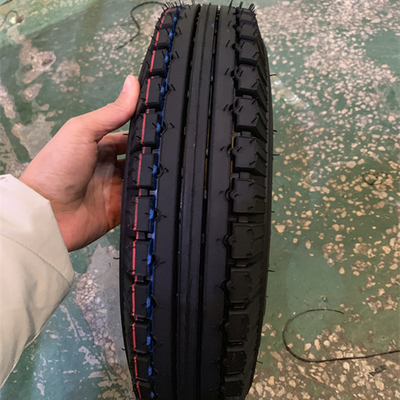 Remplacer/réparer Bajaj Three Wheels Pneu Port Qingdao Chargement 4.00-8 Tubes de pneus de moto