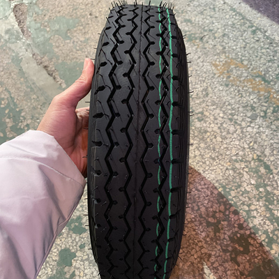 Remplacer/réparer Bajaj Three Wheels Pneu Port Qingdao Chargement 4.00-8 Tubes de pneus de moto