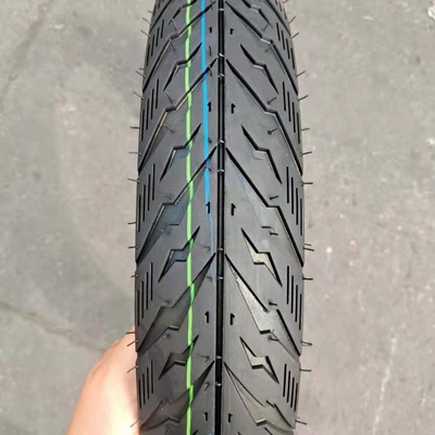 Réduction pour les pneus de moto naturels en caoutchouc noir 100/80-14