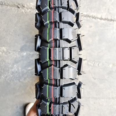Pneus pour motocyclettes Directs Pneus noirs Boîtier de pneus de couleur résistante Pneus pour motocyclettes 4.10-18