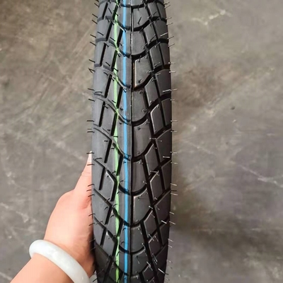 OEM Accepté Pneus/pneus de motocyclette en caoutchouc naturel et tube intérieur 2.50-16 pour les performances