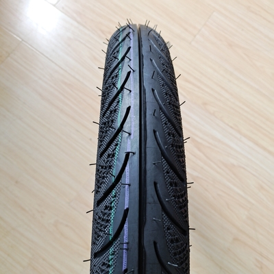 Taille du pneu 80/90-17 Pneus pour motocyclettes destinés aux importateurs de Qingdao