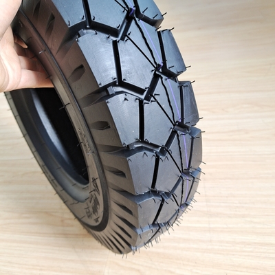 Pneus de moto acceptés OEM Pneus haute vitesse 4.00-8 avec nylon en acier caoutchouc naturel
