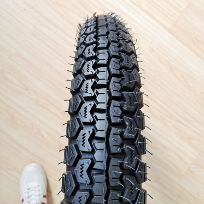 3.25-18 Pneus de moto noir sans tube avec matière première Nature caoutchouc acier nylon