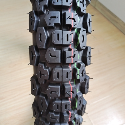 4.10-18 Pneus de motocyclettes en caoutchouc naturel Pour des performances supérieures