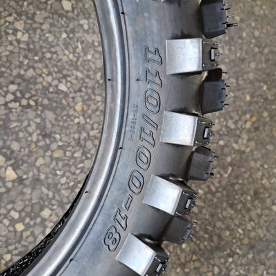 Vendre 110/100-18 pneus de moto avec couleur noire et 6PR/8PR Ply Rating