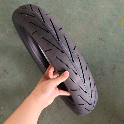 90/90-17 Pneus de moto avec matière première naturelle caoutchouc acier nylon