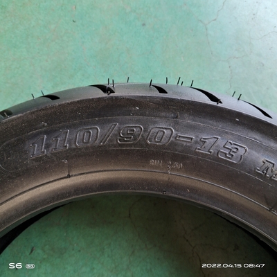 110/90-13 Pneus de motocyclettes Pneus en nylon noir avec 6pr/8pr