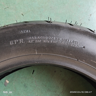 110/90-13 Pneus de motocyclettes Pneus en nylon noir avec 6pr/8pr