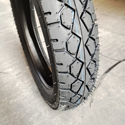 Pneus pour motocyclettes Pneus 110/90-16 avec teneur en caoutchouc naturel de 35% à 55%