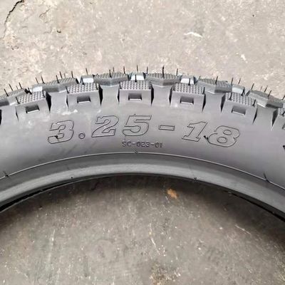 Casque de pneu 6pr/8pr 2.75-17 3.00-17 90/90-17 100/90-17 120/80-17 Pneus sans tube pour motocyclettes