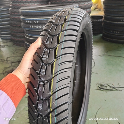 LIFO Motocycles Roues de motocyclettes Pneus 100/90-17 pour le port de chargement Port de Qingdao